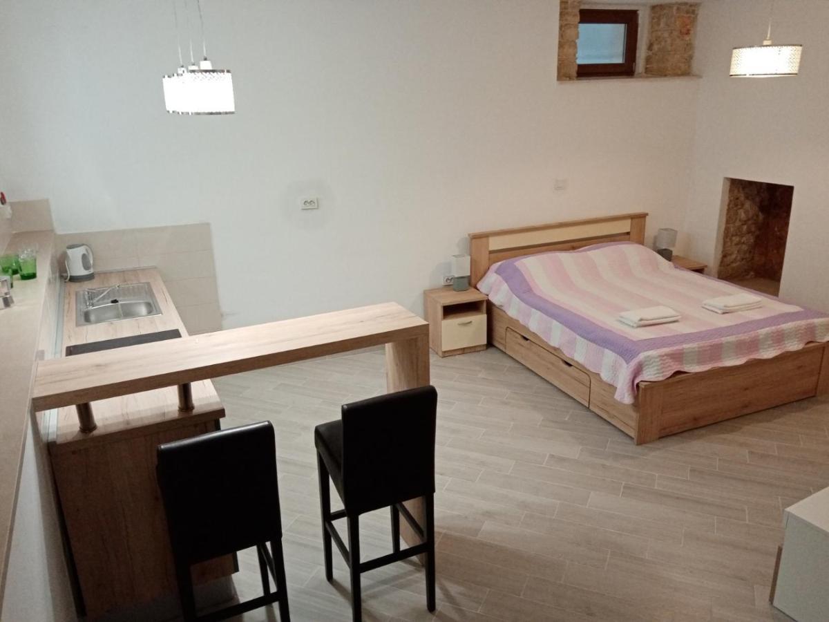 באלה Apartment Elena מראה חיצוני תמונה