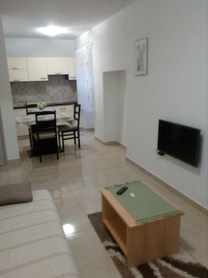 באלה Apartment Elena מראה חיצוני תמונה