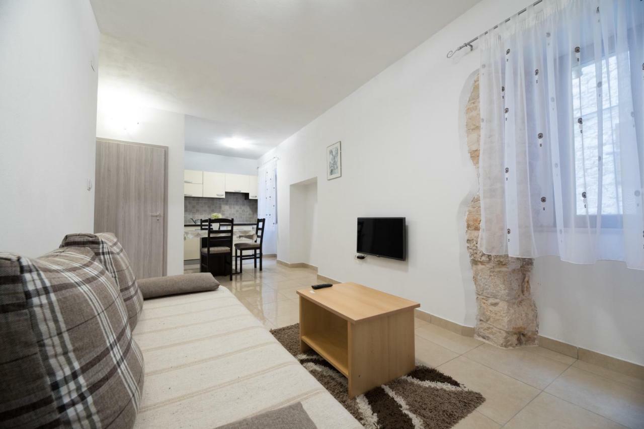 באלה Apartment Elena מראה חיצוני תמונה